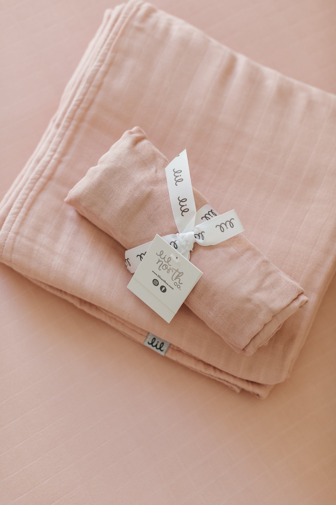 Dusty Pink Premium 8 layer Muslin Blanket